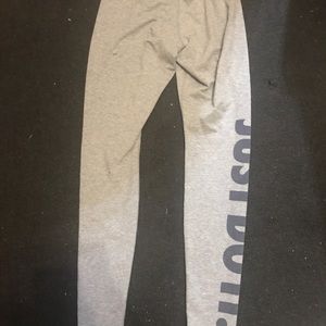 Grey Nike leggings